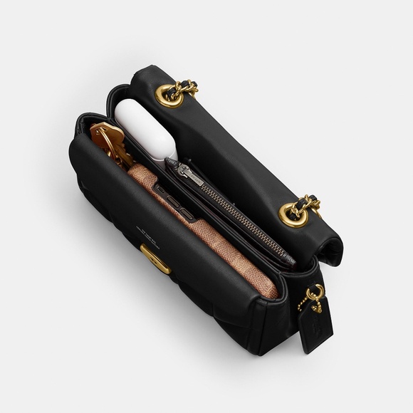 Coach Tabby Shoulder Bag 20 With Pillow Quilting - Picture 6 of 10